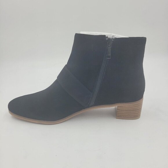 NIB Jack Rogers Women's Izzie Suede Bootie Black Casual Buckle Shoe Size 9M - Picture 4 of 12